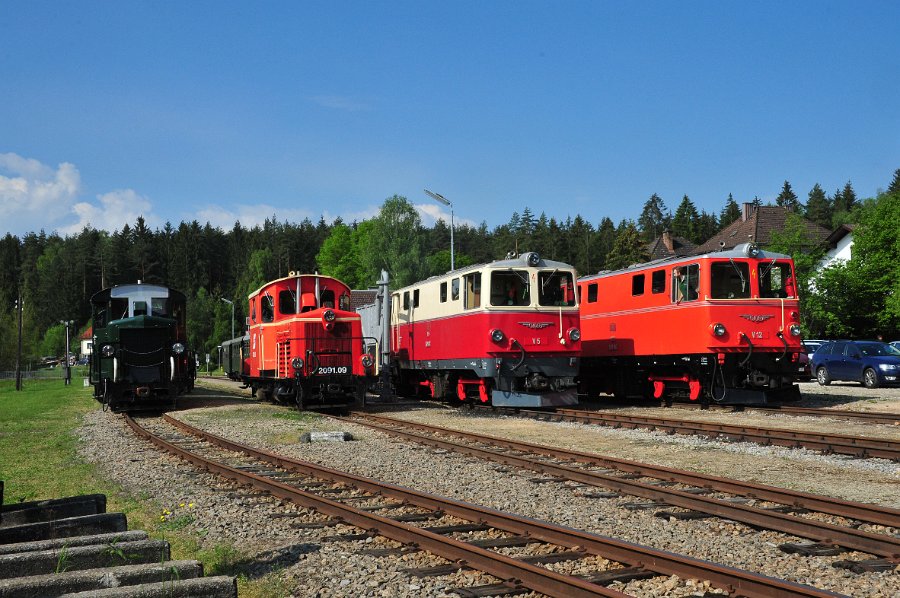 Lokparaden und Doppeltraktion 60 Jahre Diesellok 2095 (2)